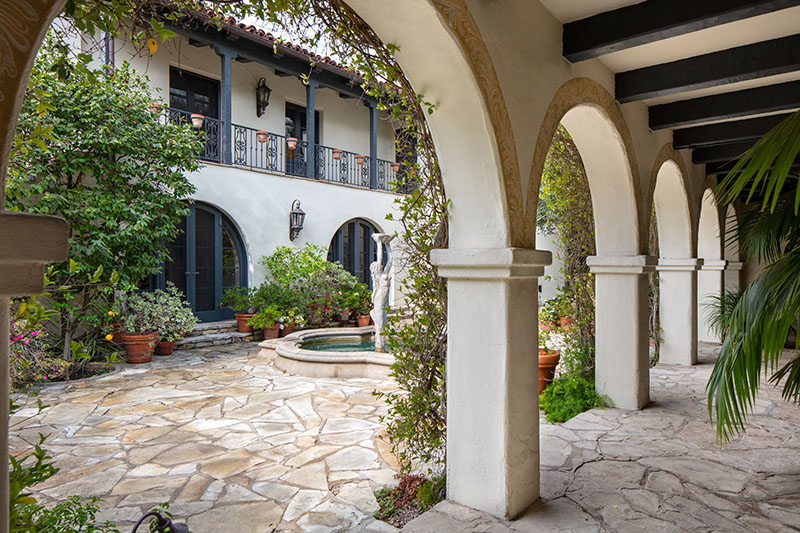 Walden Drive front 4