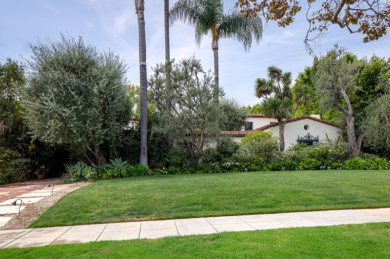 Walden Drive front 2